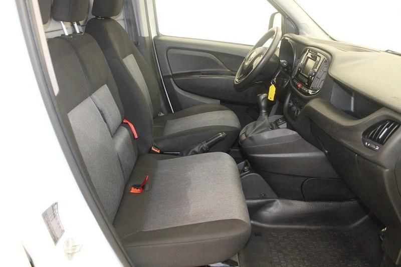 Usata Fiat Doblò Business 95 CV (69 kW) 2020 Arancione Monovolume