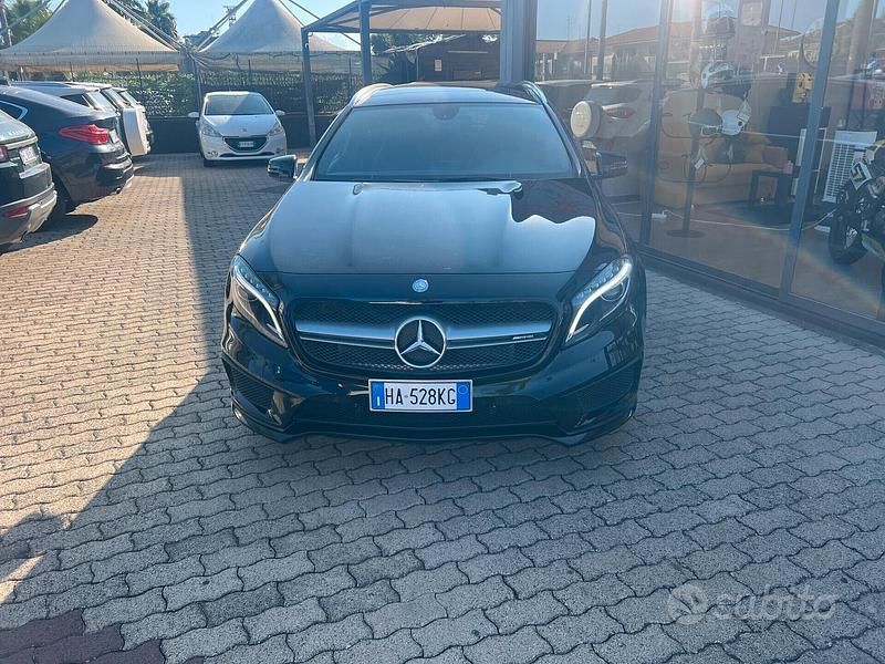 Usata Mercedes GLA45 AMG AMG 380 CV (279 kW) 2015 Nero SUV