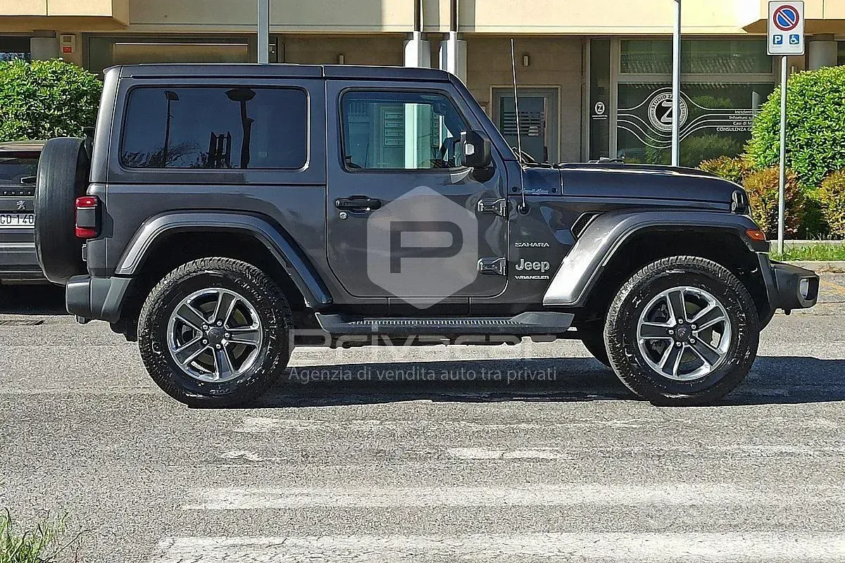 Usata Jeep Wrangler Sahara 200 CV (147 kW) 2019 Grigio SUV
