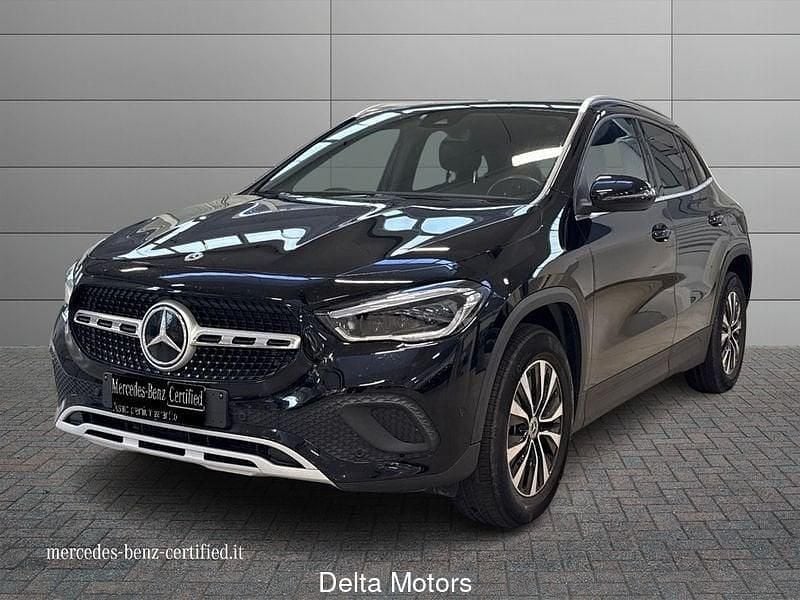 Usata Mercedes GLA200 150 CV (110 kW) 2022 Nero SUV