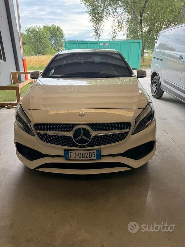 Usata Mercedes A200 Premium 136 CV (100 kW) 2017 Bianco Berlina