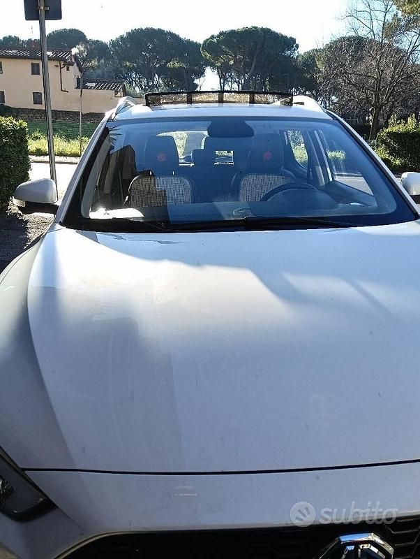 Usata MG ZS 112 CV (82 kW) 2024 Bianco SUV