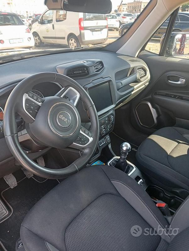 Usata Jeep Renegade 130 CV (95 kW) 2023 Nero SUV