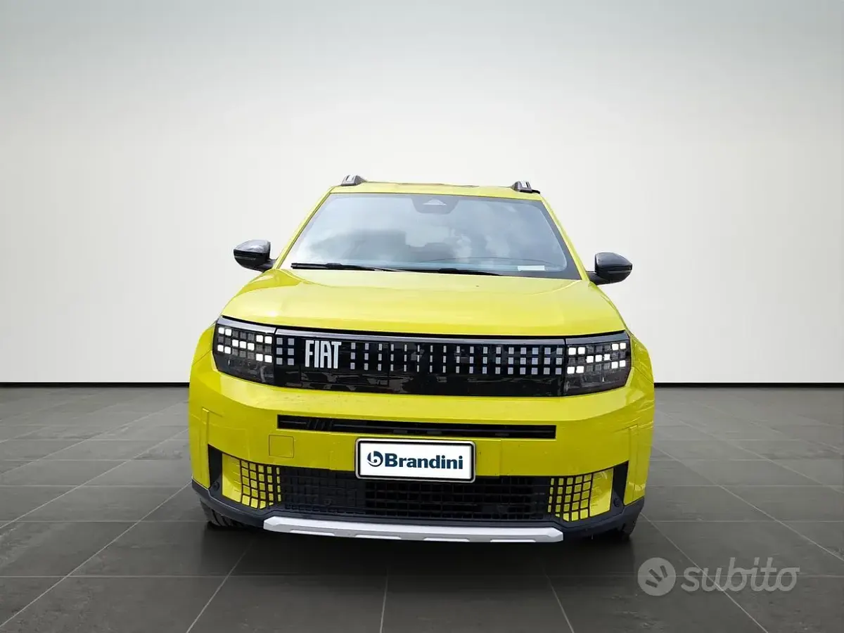 Usata Fiat Grande Panda La Prima 52 kW (72 CV) 2025 Giallo Utilitaria