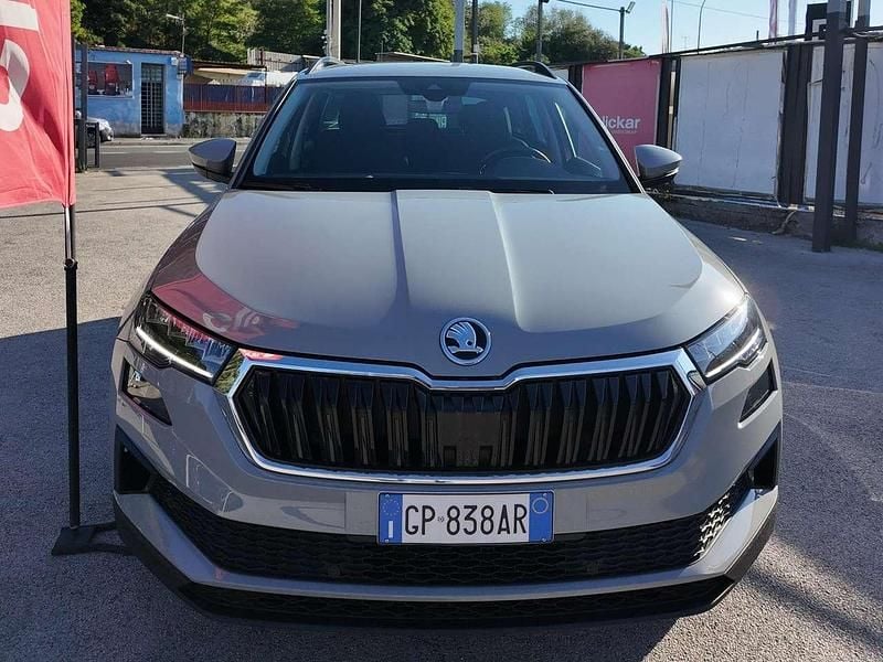 Grigio Usata 2023 Skoda Karoq Executive SUV | 22.500 € (Super prezzo) - Immagine 1/4
