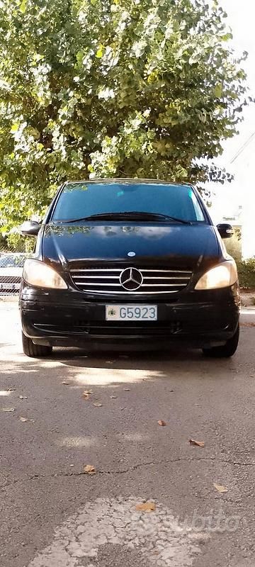 Usata Mercedes Viano 150 CV (110 kW) 2005 Nero Monovolume