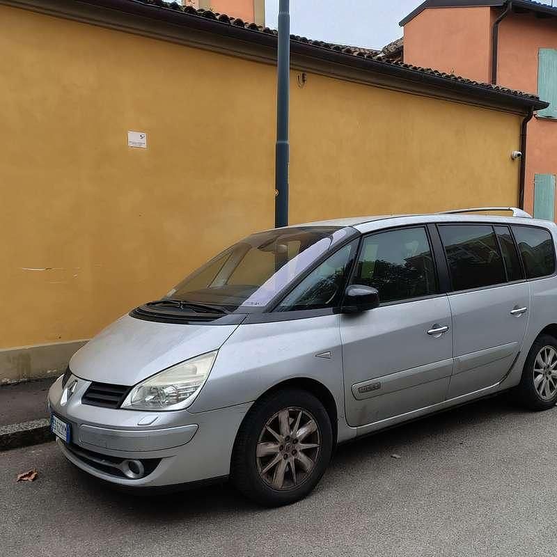 Usata Renault Grand Espace 173 CV (127 kW) 2010 Argento Monovolume