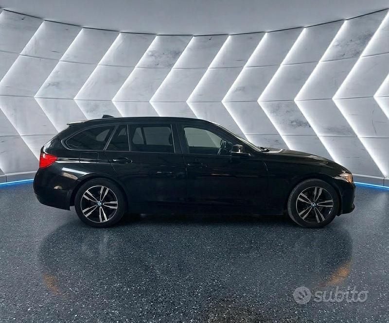 Usata BMW 320 184 CV (135 kW) 2012 Nero Station wagon