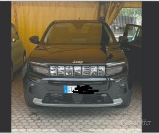 Usata Jeep Avenger Summit 100 CV (73 kW) 2024 Nero SUV