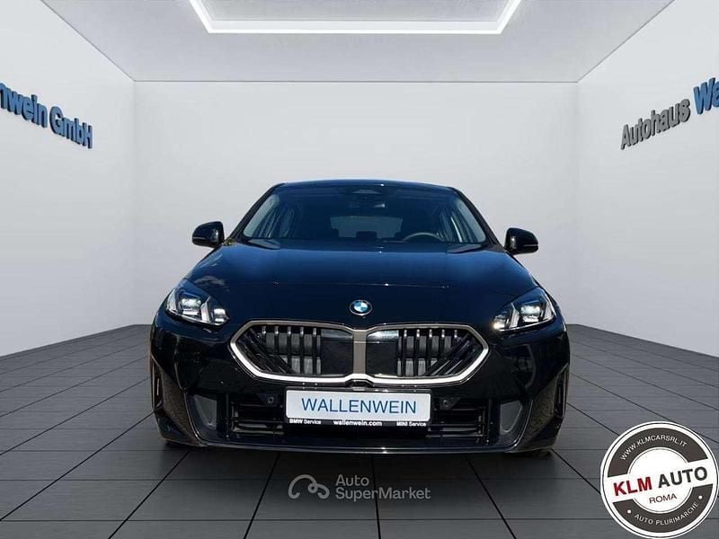 Usata BMW 118 150 CV (110 kW) 2025 Nero Utilitaria