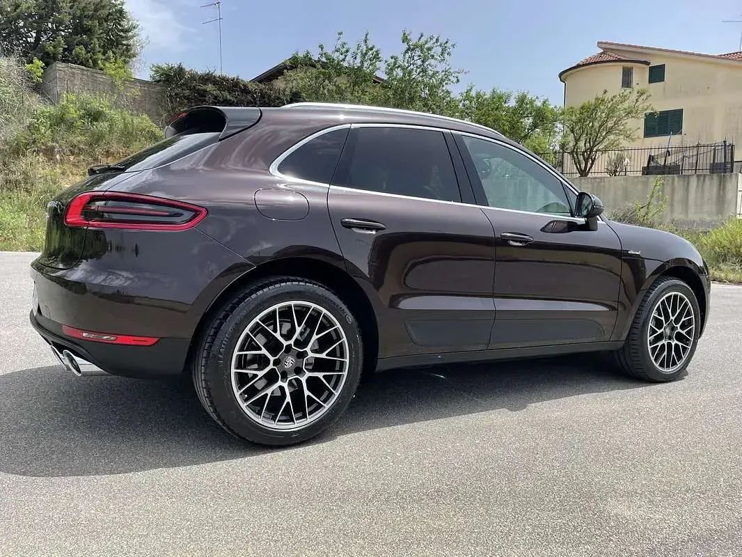 Usata Porsche Macan 250 CV (183 kW) 2017 Marrone SUV