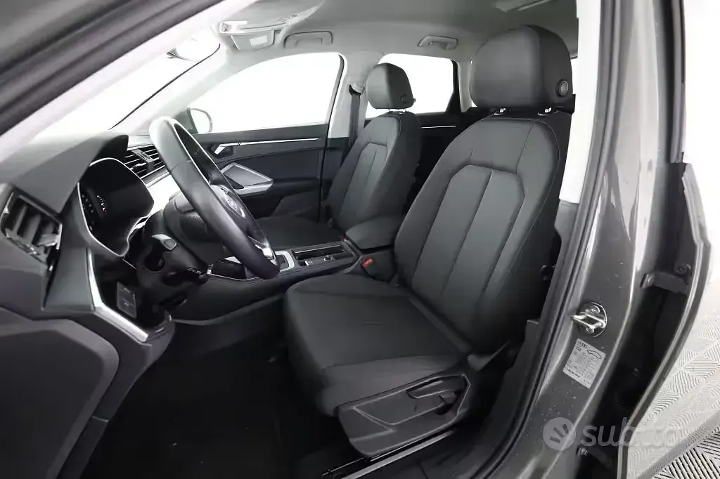 Usata Audi Q3 Advanced 150 CV (110 kW) 2022 Grigio cronos SUV