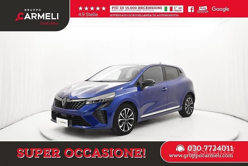 Usata Renault Clio V Techno 91 CV (66 kW) 2024 Blu iron Berlina