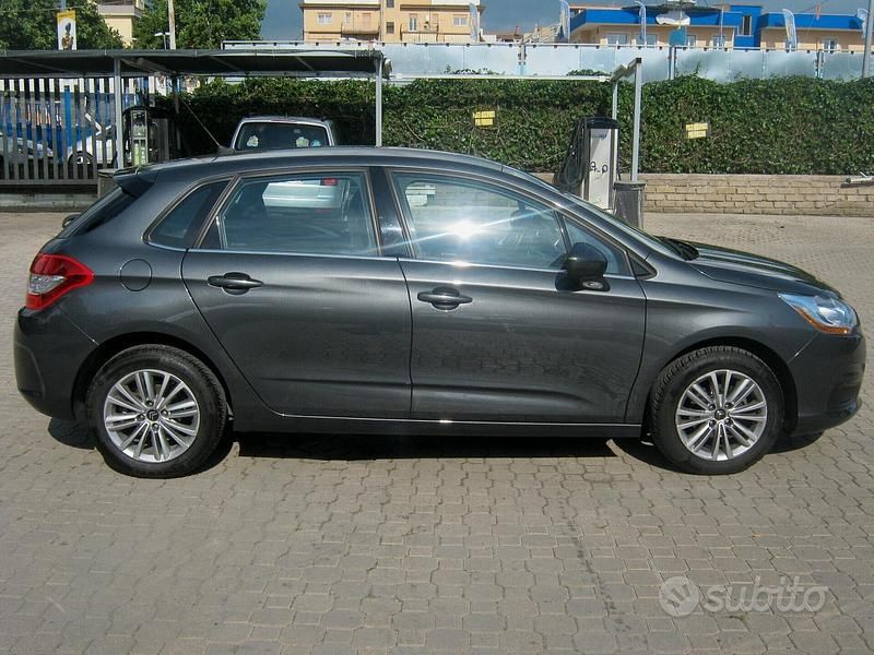 Occasion Citroën C4 Seduction 92 ch (67 kW) 2013 Gris Berline