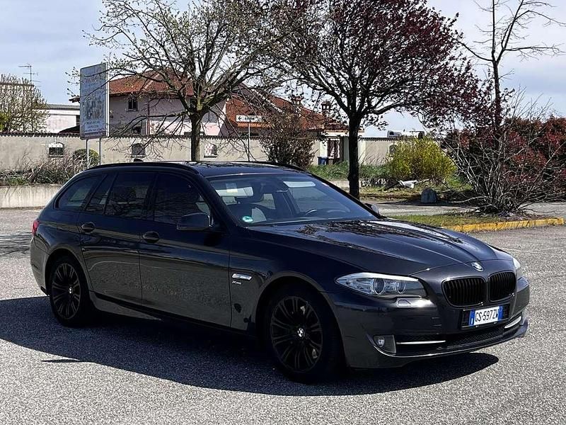 Usata BMW 525 M Sport 218 CV (160 kW) 2013 Grigio Station wagon