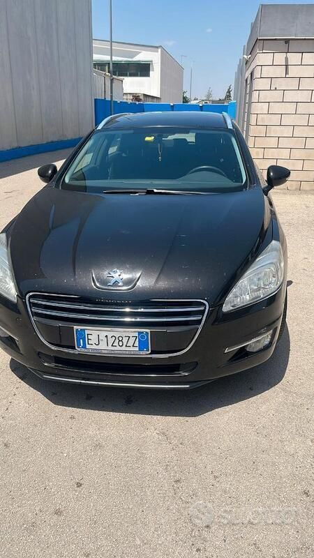 Usata Peugeot 508 Access 140 CV (102 kW) 2011 Nero Station wagon
