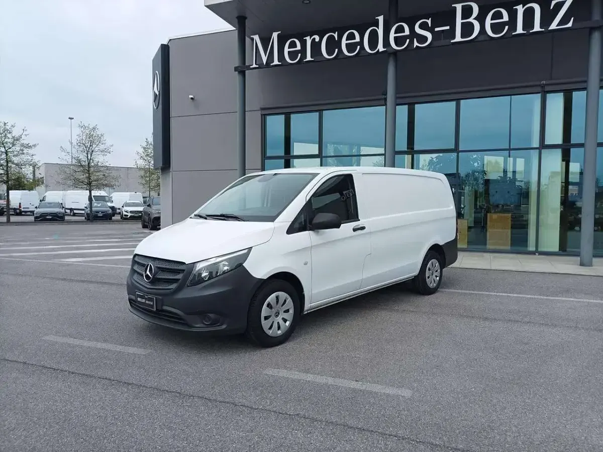Begagnad Mercedes Vito 163 HK (119 kW) 2019 Vit Van