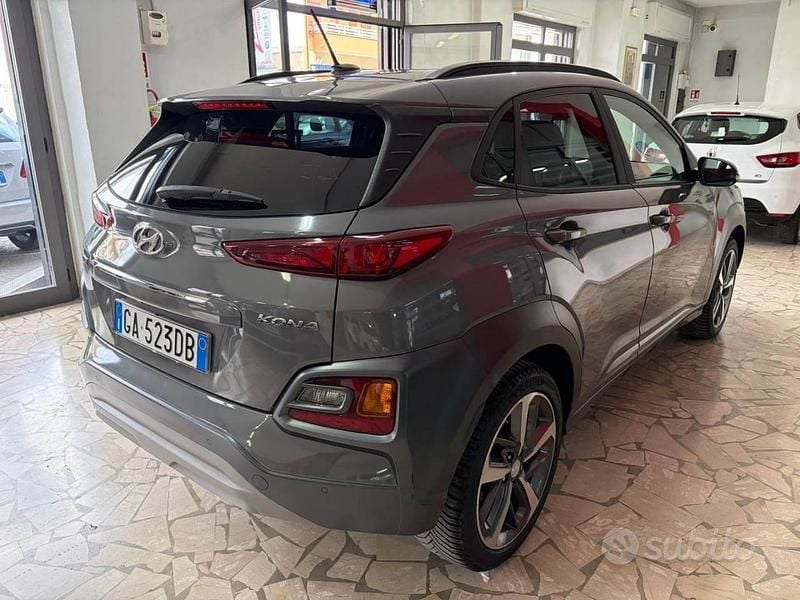 Usata Hyundai Kona XPrime 115 CV (84 kW) 2020 Grigio SUV