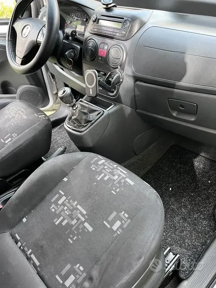 Usata Fiat Qubo Dynamic 69 CV (50 kW) 2010 Grigio Monovolume