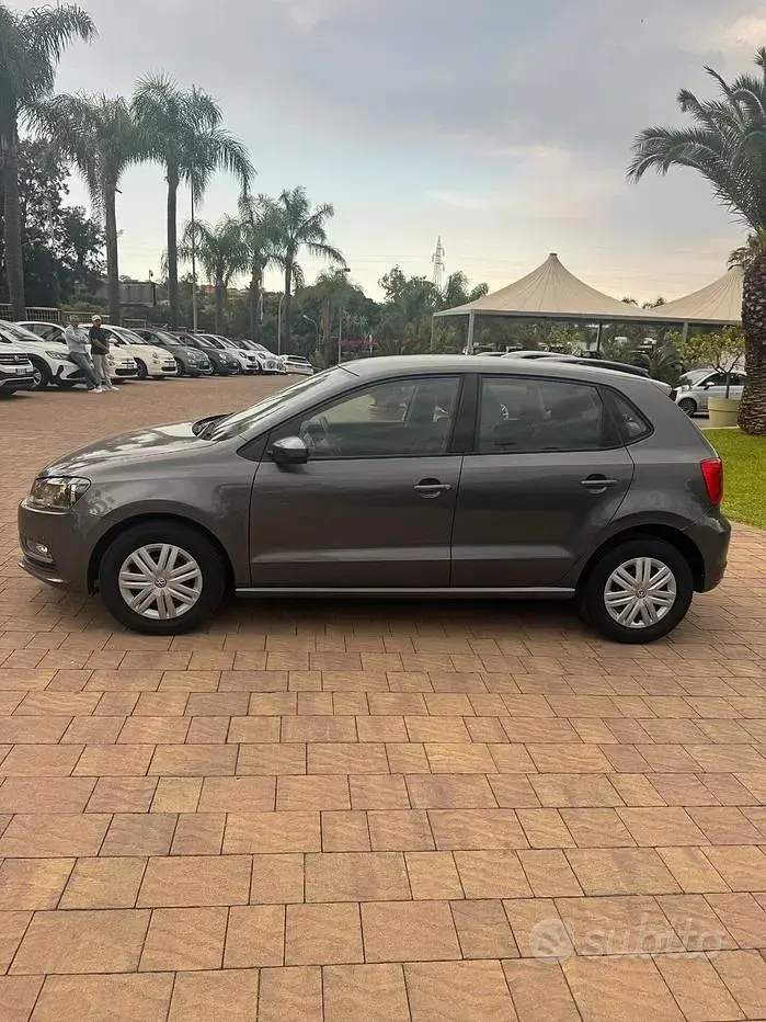 Usata VW Polo 60 CV (44 kW) 2015 Grigio Berlina