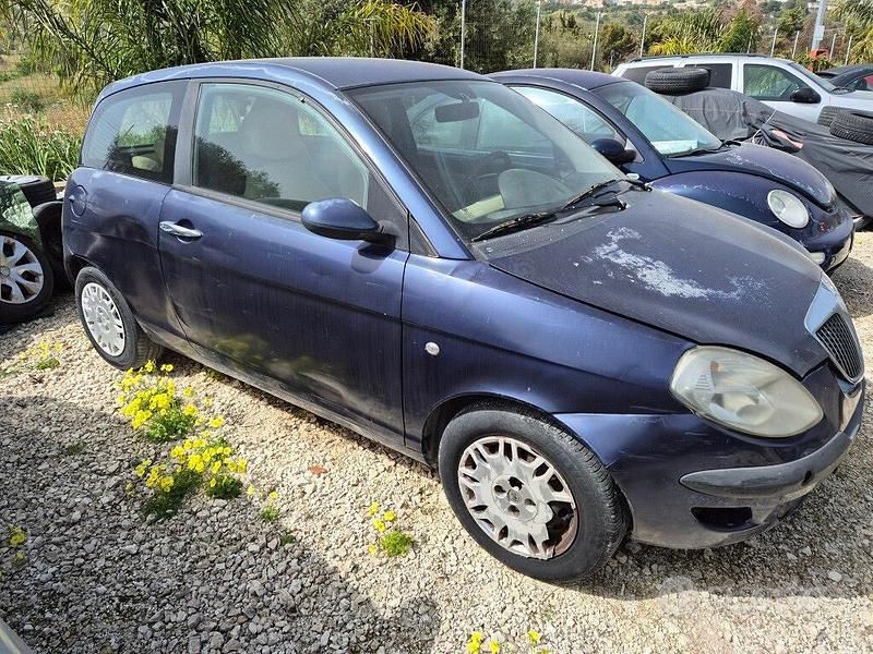Gebraucht Lancia Ypsilon 60 PS (44 kW) 2004 Blau Kleinwagen