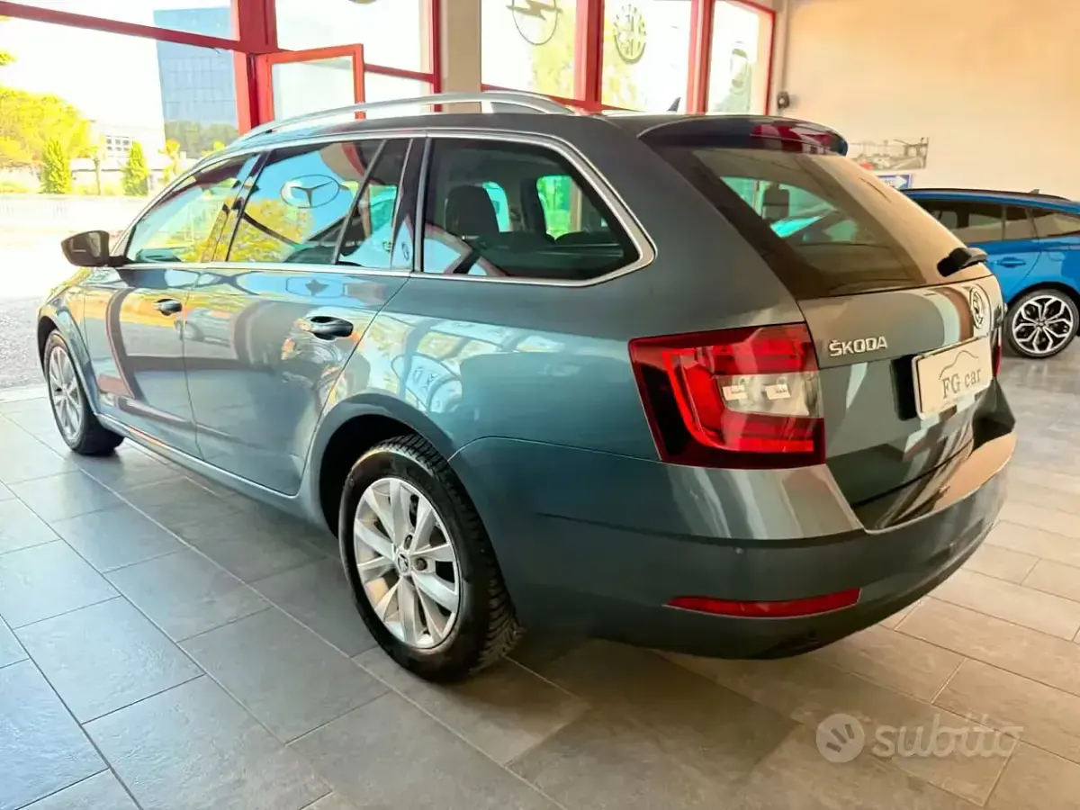 Usata Skoda Octavia Ambition 116 CV (85 kW) 2018 Grigio Station wagon