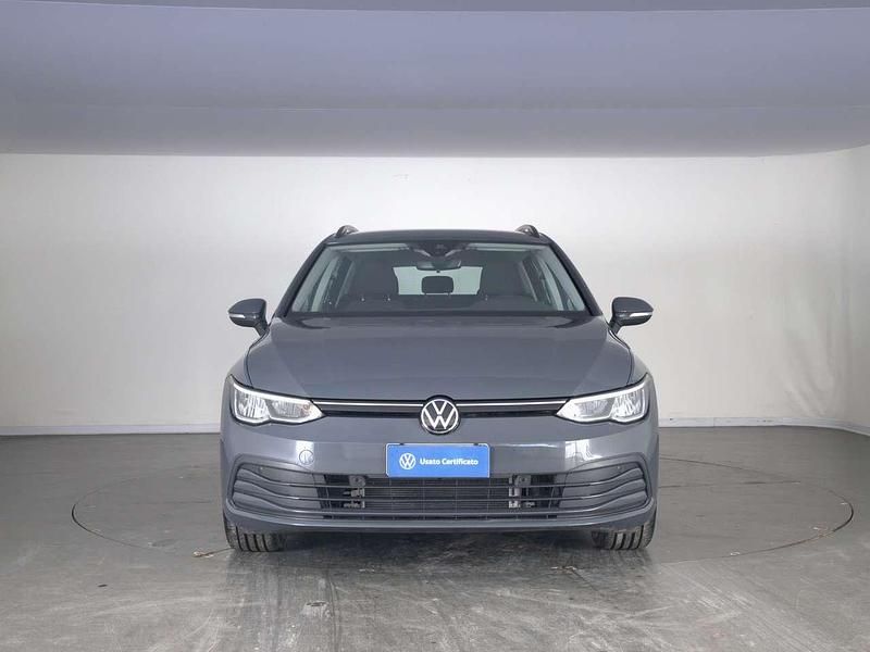 Usata VW Golf VIII Life 110 CV (80 kW) 2023 Dolphin grey metallizzato Station wagon