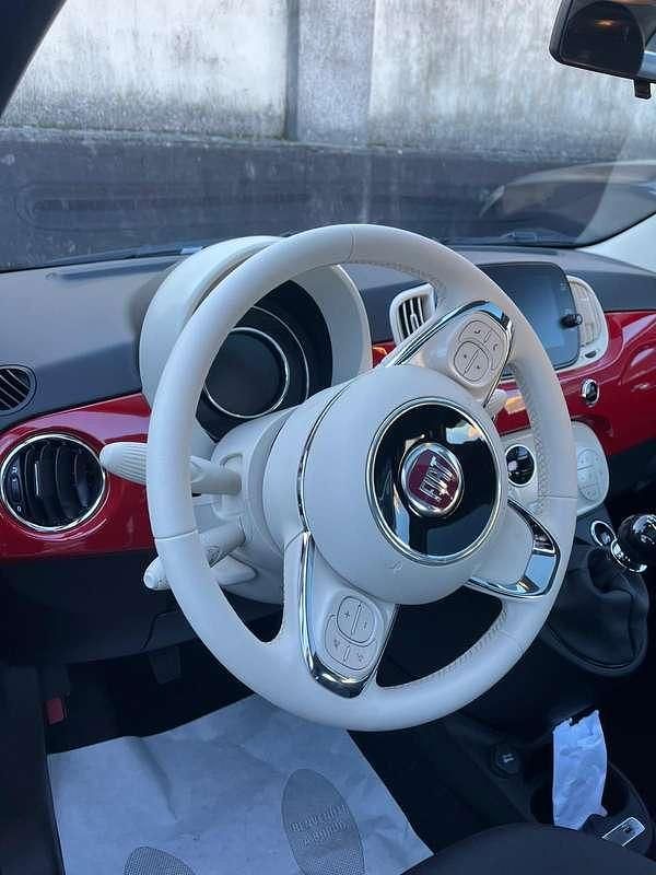 Usata Fiat 500 Dolcevita 69 CV (50 kW) 2025 Rosso Utilitaria