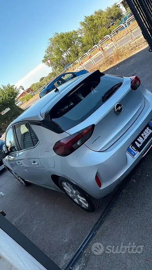 Usata Opel Corsa Elegance 75 CV (55 kW) 2023 Grigio Utilitaria