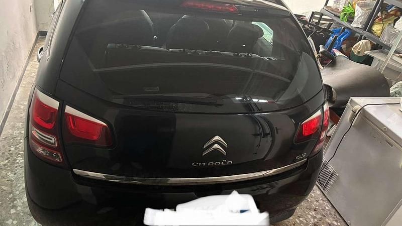 Nero Usata 2016 Citroën C3 Feel Tre volumi | 7000 € (Super prezzo) - Immagine 1/4