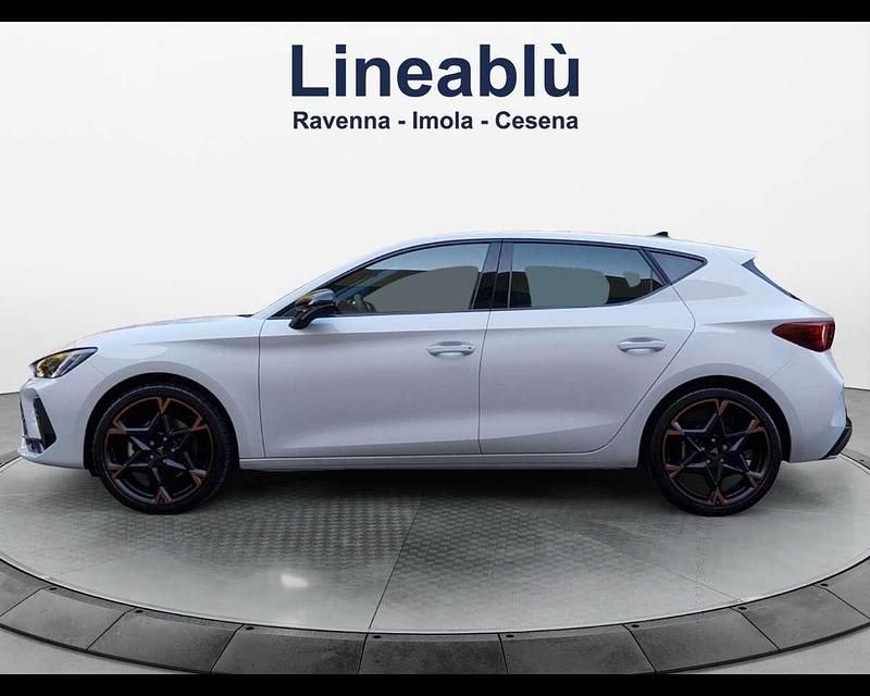 Usata Cupra Leon 150 CV (110 kW) 2025 Bianco Utilitaria