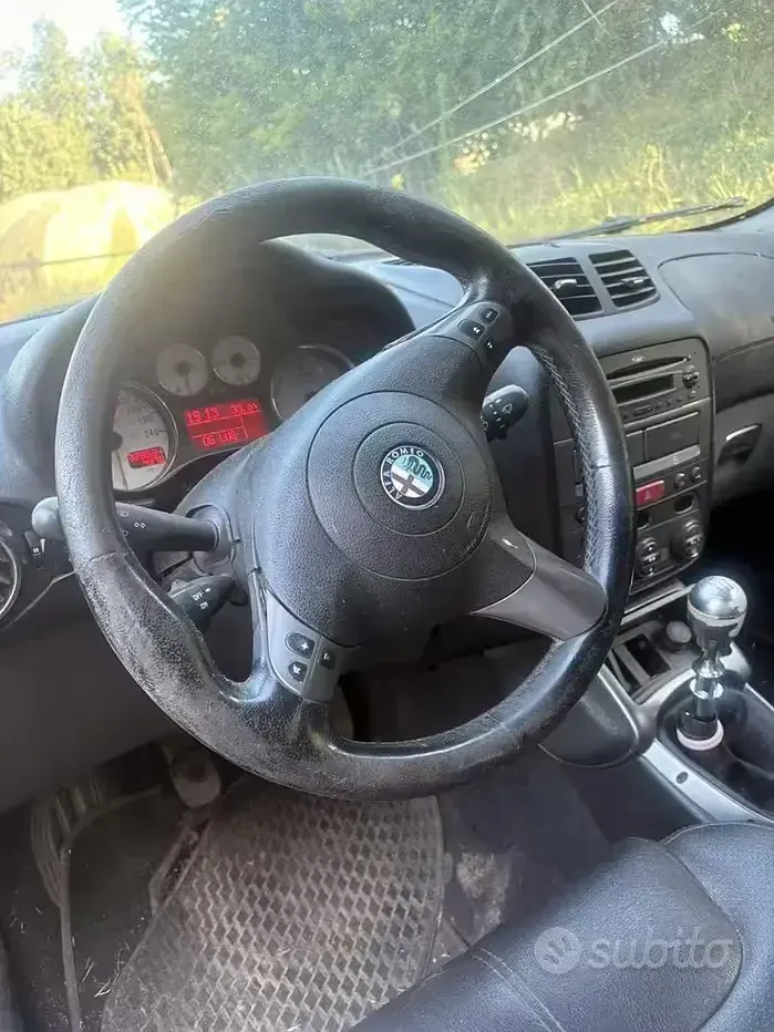 Usata Alfa Romeo GT 150 CV (110 kW) 2009 Grigio Coupé