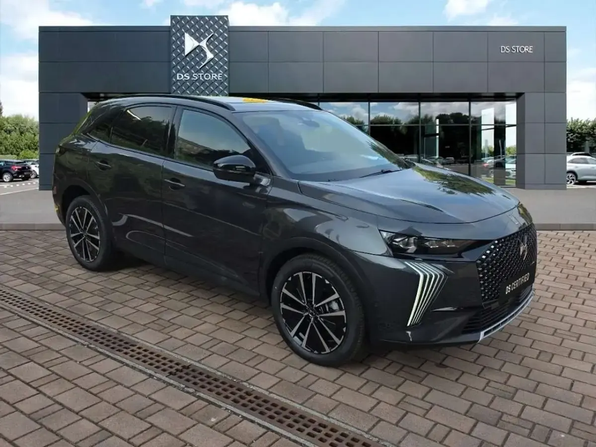 Nuova DS Automobiles DS7 Crossback 131 CV (96 kW) 2026 Grigio scuro SUV