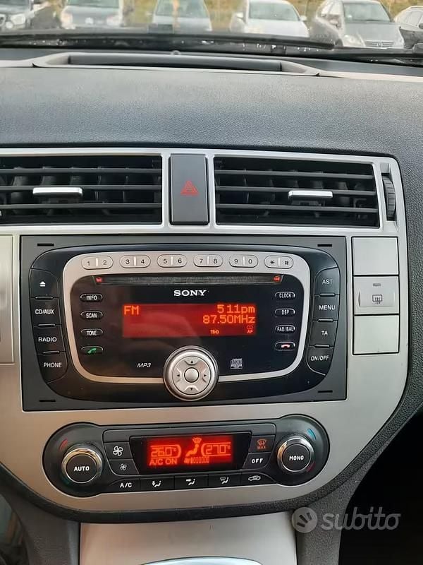 Usata Ford C-MAX Titanium 110 CV (80 kW) 2010 Grigio Monovolume