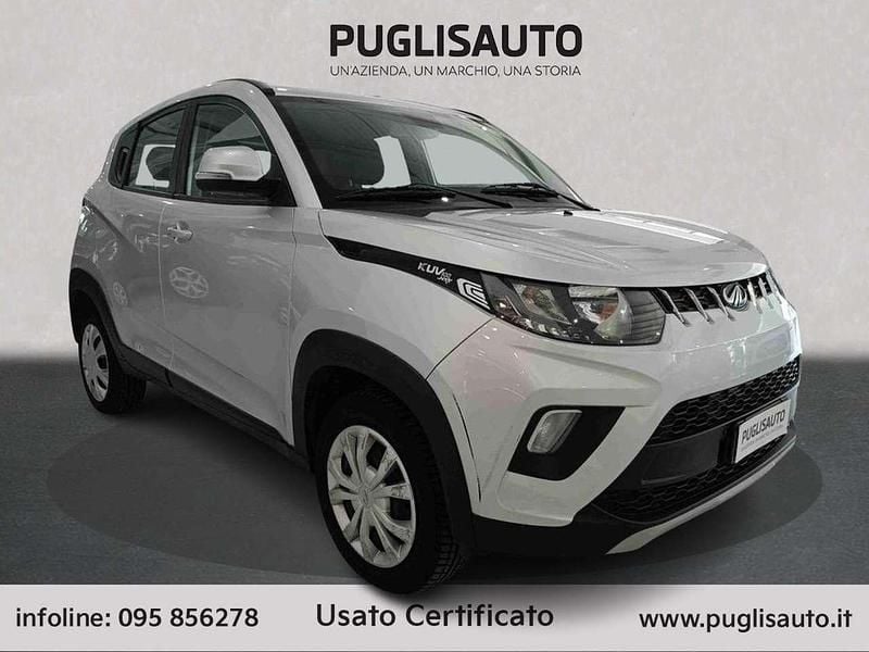 Usata Mahindra KUV100 87 CV (63 kW) 2020 Argento SUV