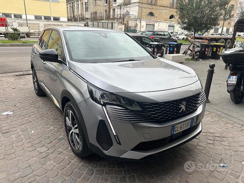 Grigio Usata 2022 Peugeot 3008 Allure SUV | 16.500 € (Super prezzo) - Immagine 1/4
