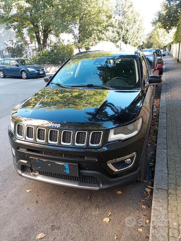 Nero Usata 2019 Jeep Compass SUV | 15.000 € (Super prezzo) - Immagine 1/4