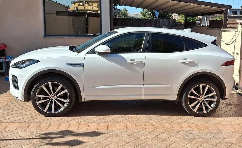 Usata Jaguar E-Pace R-Dynamic 150 CV (110 kW) 2018 Bianco SUV