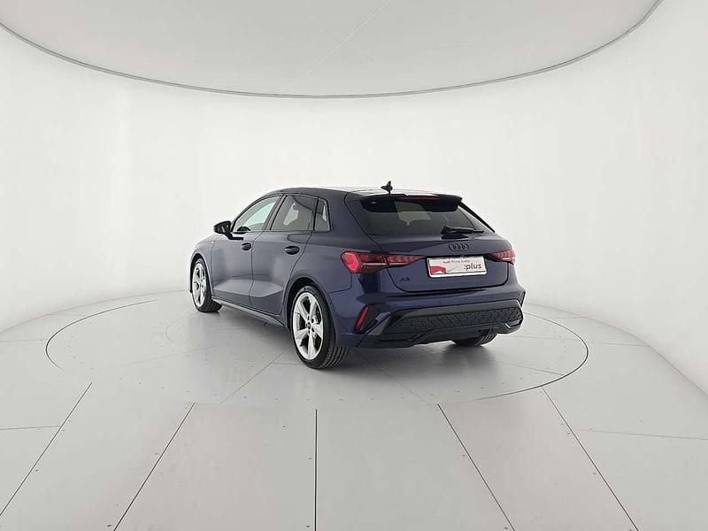 Usata Audi A3 Sportback S-Line 150 CV (110 kW) 2025 Blu/azzurro Utilitaria