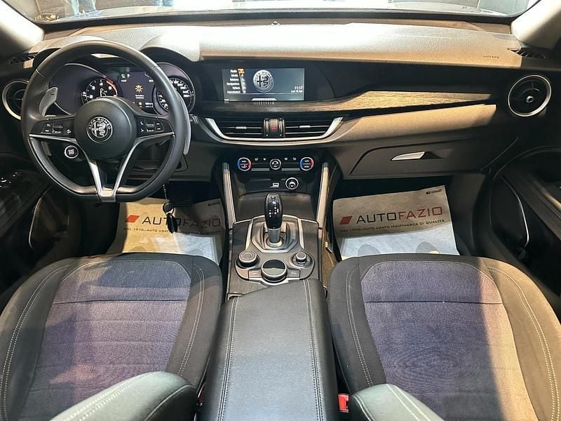 Usata Alfa Romeo Stelvio Executive 190 CV (139 kW) 2019 Grigio SUV