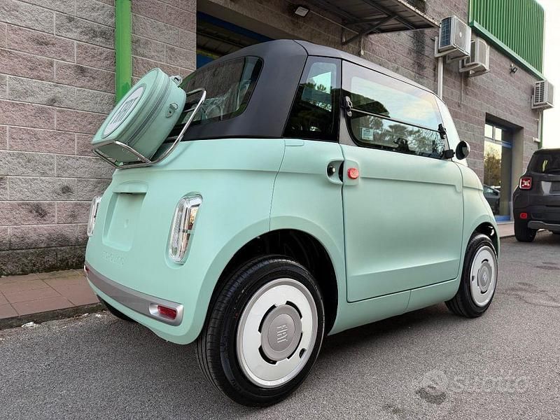 Nuova Fiat Topolino 2025 Verde Utilitaria