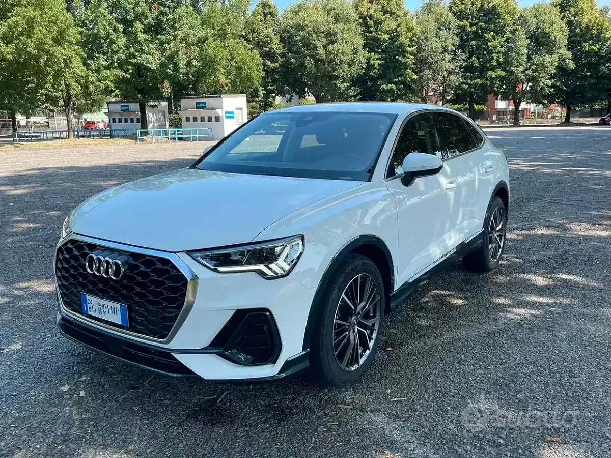 Usata Audi Q3 Sportback Business Plus 150 CV (110 kW) 2023 Bianco SUV