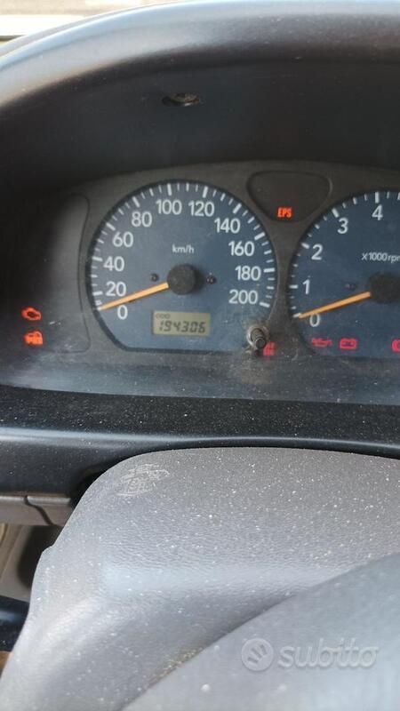 Usata Suzuki Ignis 83 CV (61 kW) 2002 Utilitaria