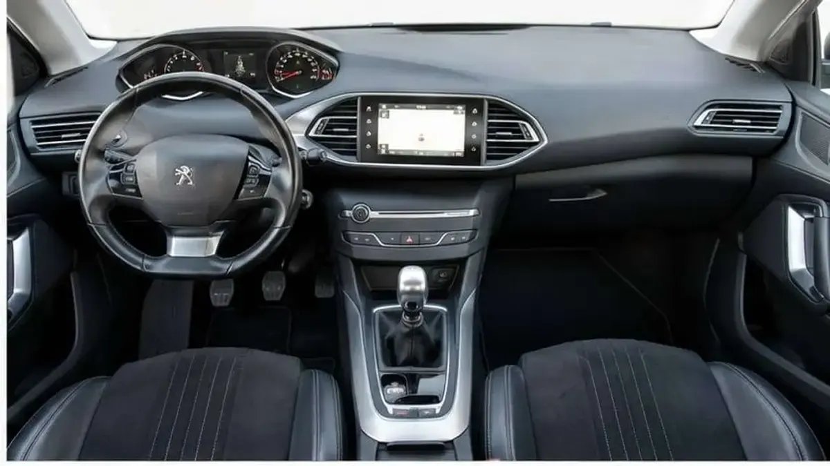 Usata Peugeot 308 SW Allure 120 CV (88 kW) 2016 Station wagon