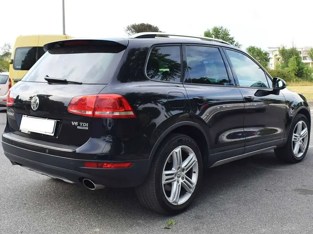 Usata VW Touareg 239 CV (175 kW) 2011 Nero SUV