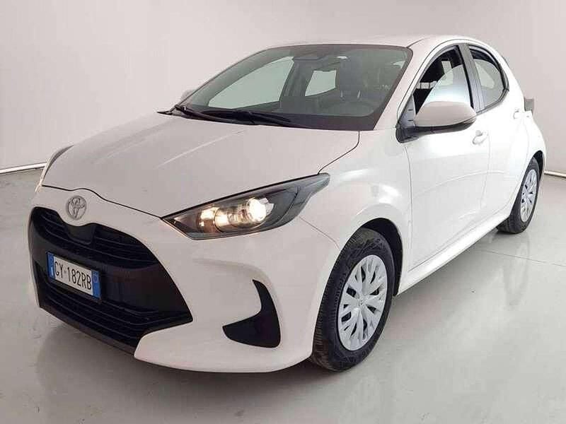 Usata Toyota Yaris Hybrid 92 CV (67 kW) 2025 Bianco Berlina