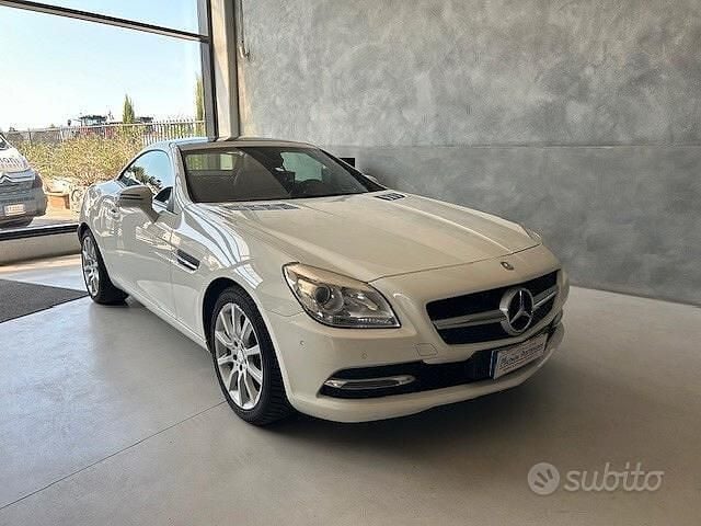 Usata Mercedes SLK200 184 CV (135 kW) 2013 Bianco Cabrio