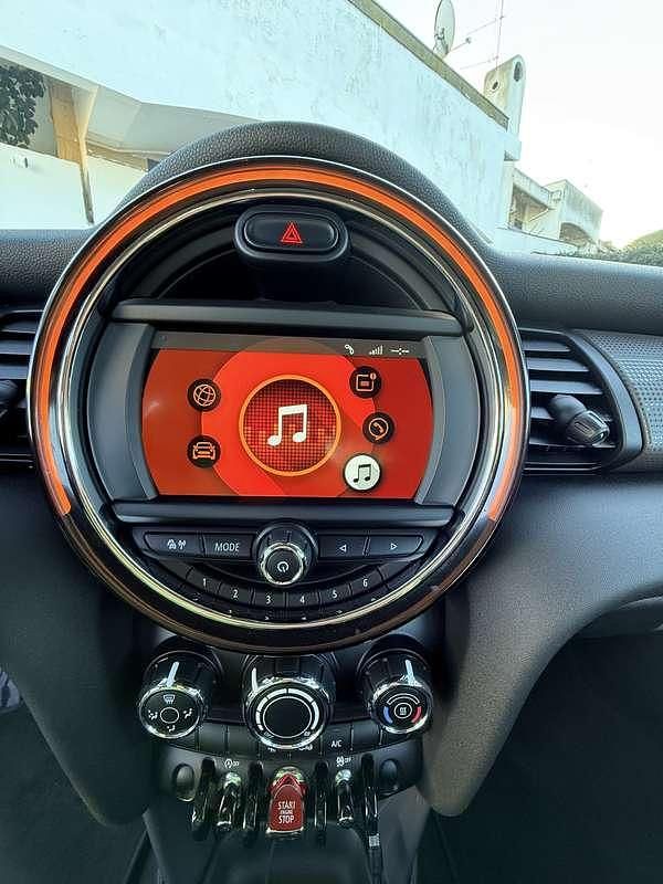 Usata Mini Cooper D Business 116 CV (85 kW) 2020 Utilitaria