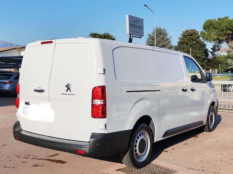 Usata Peugeot Expert 144 CV (105 kW) 2024 Bianco Furgone