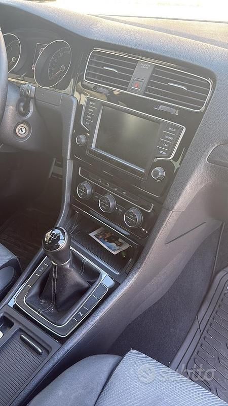 Usata VW Golf VII 110 CV (80 kW) 2016 Bianco Berlina